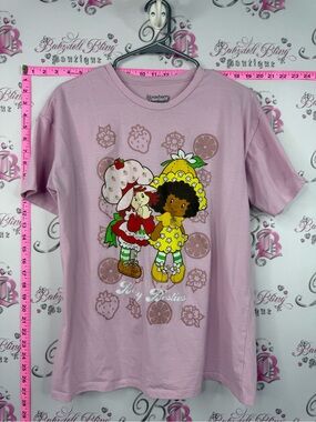 Strawberry Shortcake tshirt' Pink Besties Graphic Tee